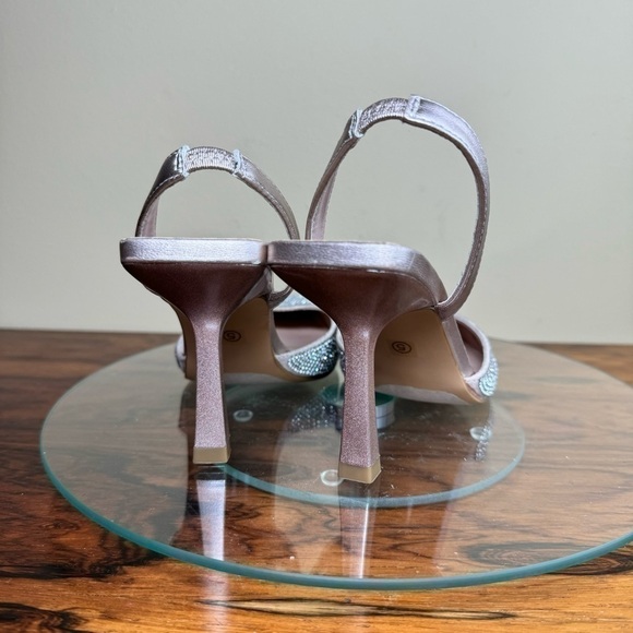 Anne Klein Ivan Embellished Slingback Pump - Picture 11 of 15